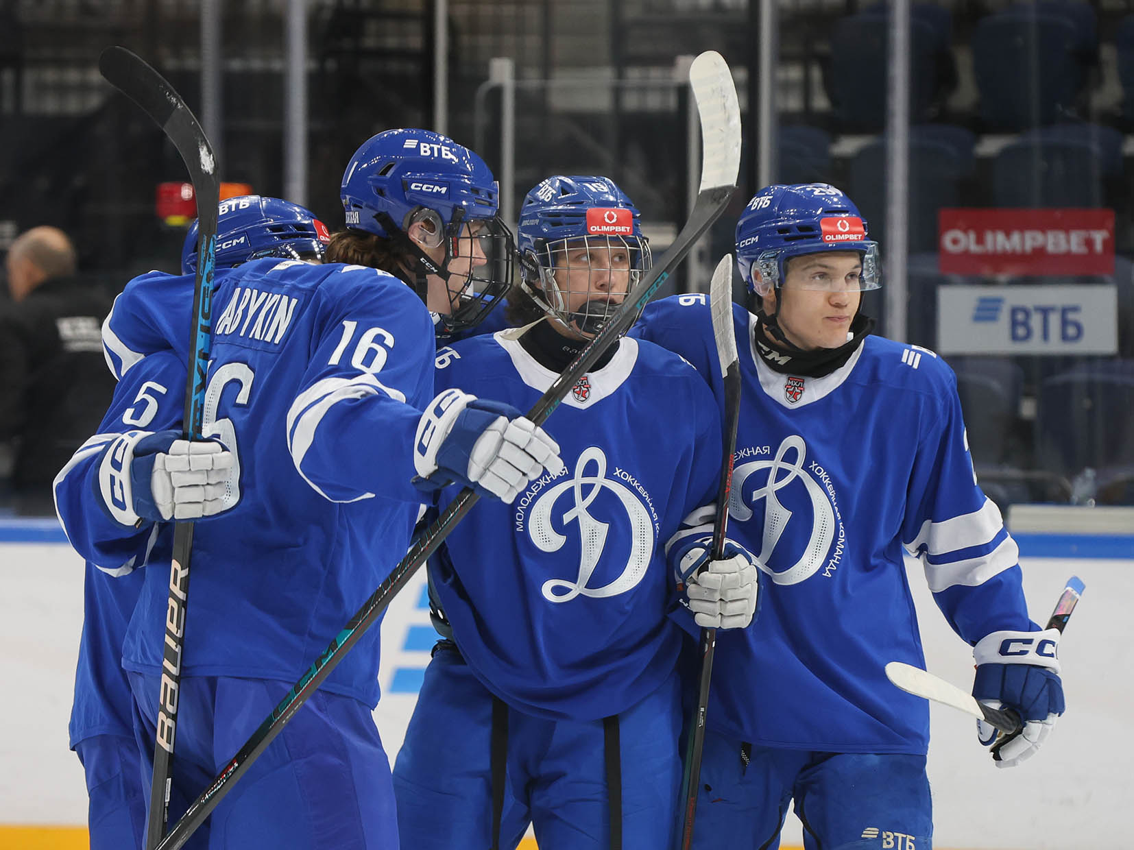 Продлили победную серию