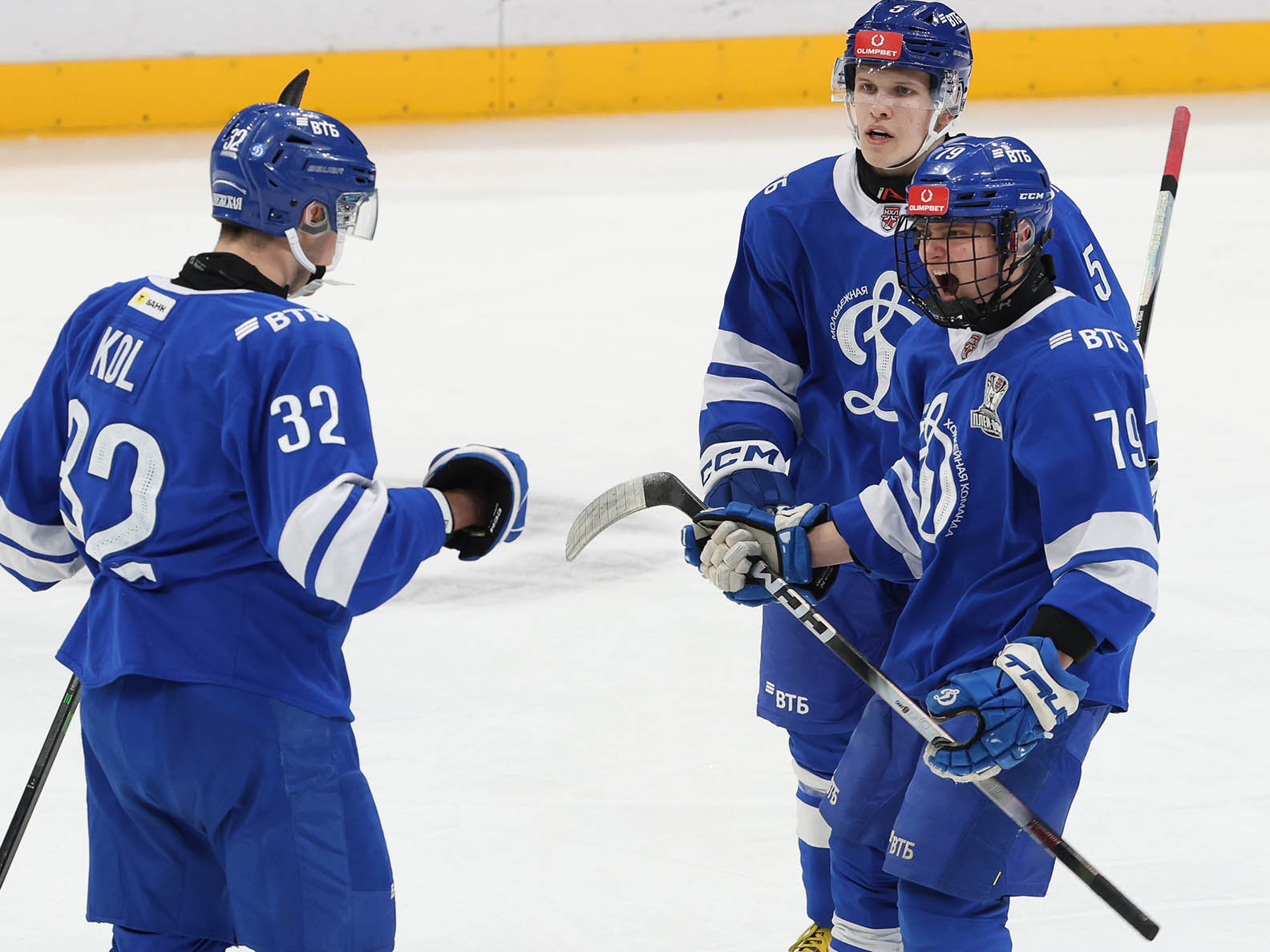 Счет в серии становится равным!