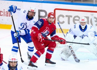 Локо - МХК Динамо Москва