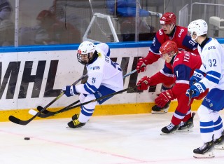 Локо - МХК Динамо Москва