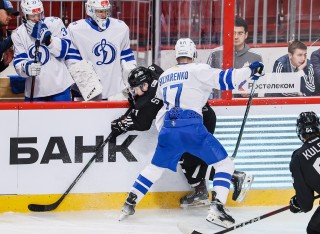 Белые Медведи - МХК Динамо Москва