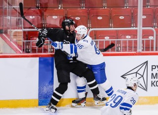 Белые Медведи - МХК Динамо Москва