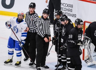 Белые Медведи - МХК Динамо Москва