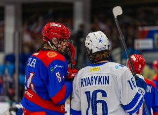 АКМ-Юниор - МХК Динамо Москва