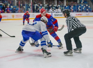 АКМ-Юниор - МХК Динамо Москва