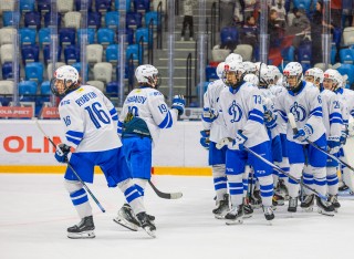 АКМ-Юниор - МХК Динамо Москва