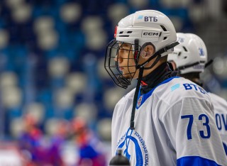 АКМ-Юниор - МХК Динамо Москва