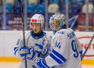 АКМ-Юниор - МХК Динамо Москва