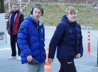 Сахалинские Акулы - МХК Динамо Москва