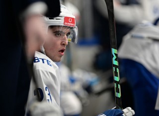 Сахалинские Акулы - МХК Динамо Москва