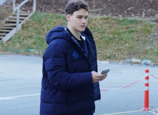 Сахалинские Акулы - МХК Динамо Москва