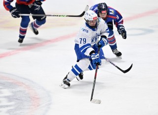 Сахалинские Акулы - МХК Динамо Москва