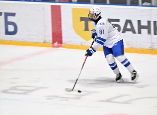 Сахалинские Акулы - МХК Динамо Москва