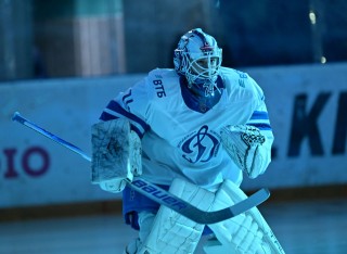 Сахалинские Акулы - МХК Динамо Москва