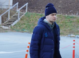 Сахалинские Акулы - МХК Динамо Москва