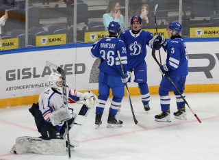 МХК Динамо Москва - Сахалинские Акулы