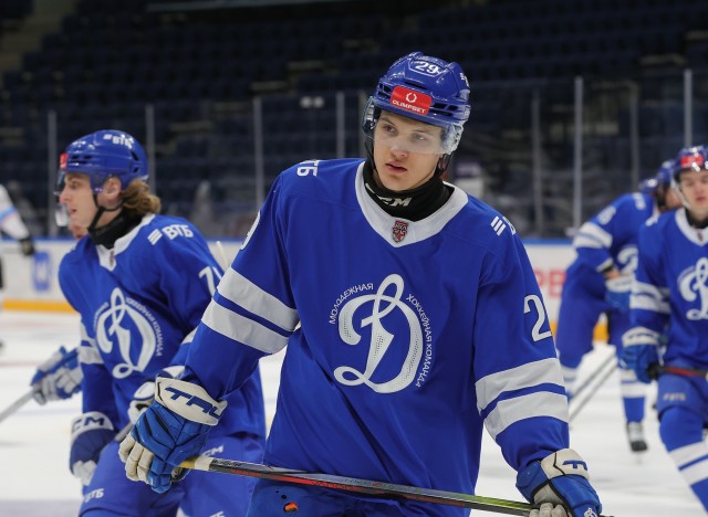 23.09.2025. МХК «Динамо» Мск — «Динамо-Шинник» — 2:1Б