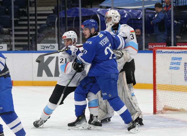 25.09.2025. МХК «Динамо» Мск — «Динамо-Шинник» — 3:2