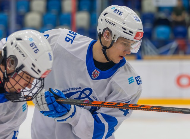 28.10.2025. «АКМ-Юниор» — МХК «Динамо» Мск — 3:4