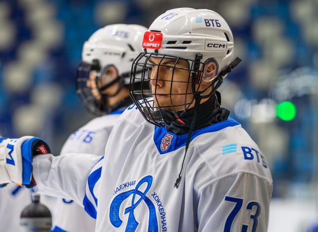 28.10.2025. «АКМ-Юниор» — МХК «Динамо» Мск — 3:4