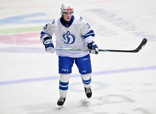 12.11.2025. «Сахалинские Акулы» — МХК «Динамо» Мск — 0:3