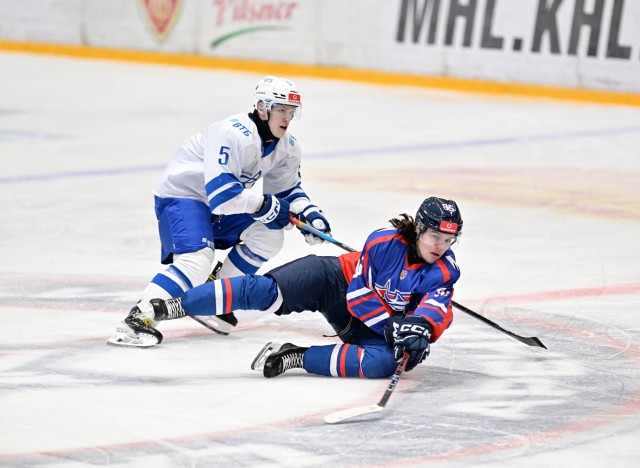 12.11.2025. «Сахалинские Акулы» — МХК «Динамо» Мск — 0:3