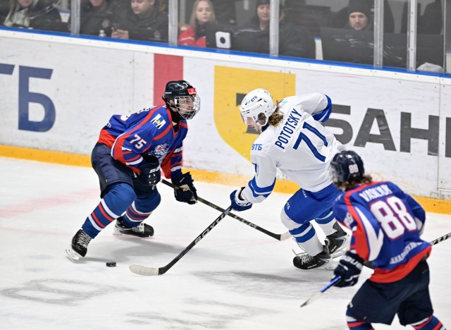 12.11.2025. «Сахалинские Акулы» — МХК «Динамо» Мск — 0:3