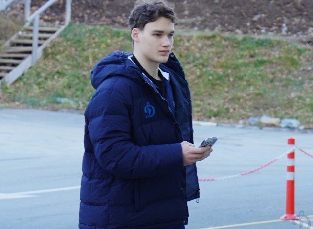 12.11.2025. «Сахалинские Акулы» — МХК «Динамо» Мск — 0:3