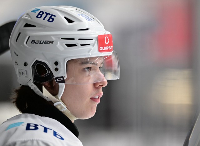 12.11.2025. «Сахалинские Акулы» — МХК «Динамо» Мск — 0:3