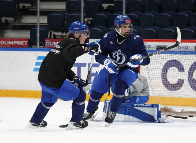 18.11.2025. Тренировка перед матчем с «Атлантом» на льду ВТБ Арены