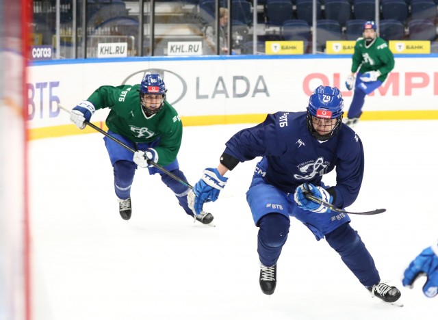 18.11.2025. Тренировка перед матчем с «Атлантом» на льду ВТБ Арены