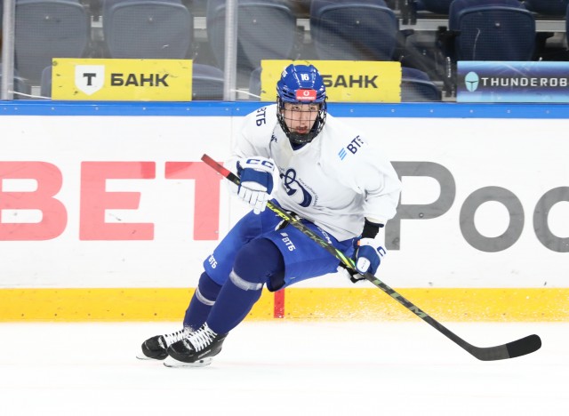 18.11.2025. Тренировка перед матчем с «Атлантом» на льду ВТБ Арены