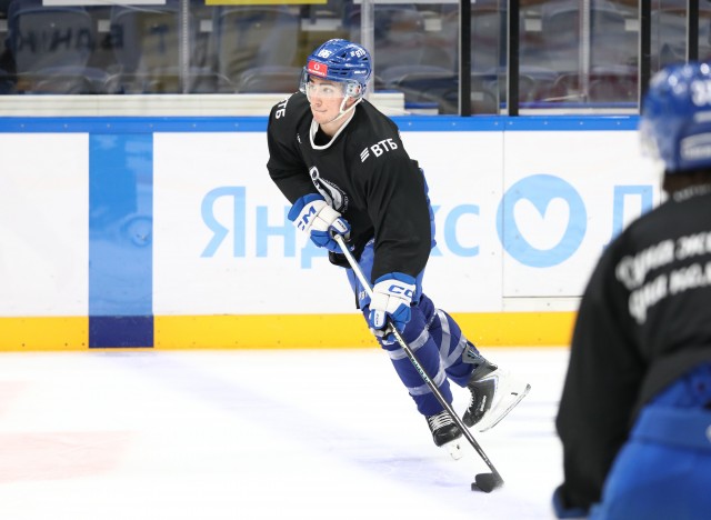 18.11.2025. Тренировка перед матчем с «Атлантом» на льду ВТБ Арены