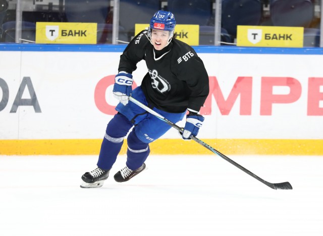 18.11.2025. Тренировка перед матчем с «Атлантом» на льду ВТБ Арены