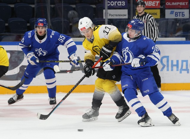 1.12.2025. МХК «Динамо» — «Алмаз» — 5:1