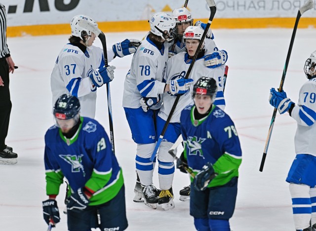 4.12.2025. «Капитан» — МХК «Динамо» Мск — 3:4