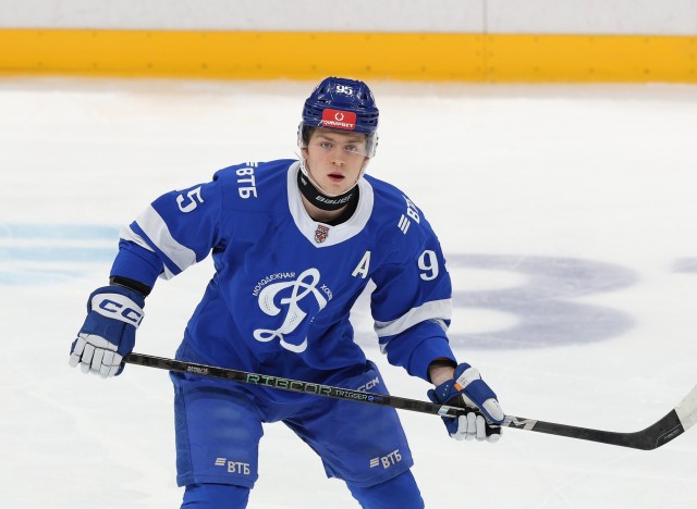 9.12.2025. МХК «Динамо» — «Спартак МАХ» — 5:2