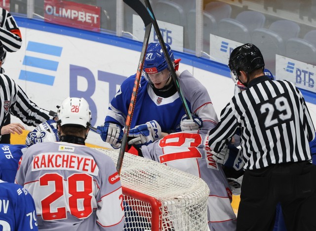 15.12.2025. МХК «Динамо» — МХК «Спартак» — 3:4