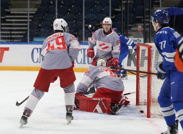 15.12.2025. МХК «Динамо» — МХК «Спартак» — 3:4