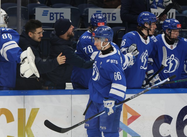 15.12.2025. МХК «Динамо» — МХК «Спартак» — 3:4