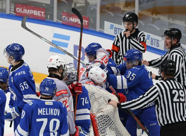 15.12.2025. МХК «Динамо» — МХК «Спартак» — 3:4