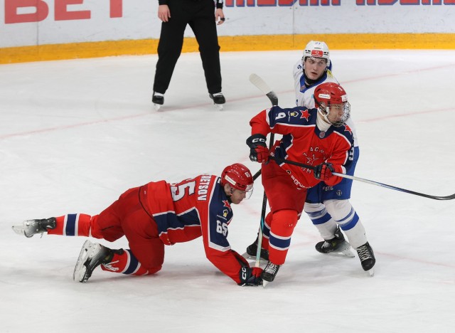 «Красная Армия» — МХК «Динамо» Мск — 2:1 Б