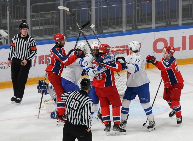 «Красная Армия» — МХК «Динамо» Мск — 2:1 Б