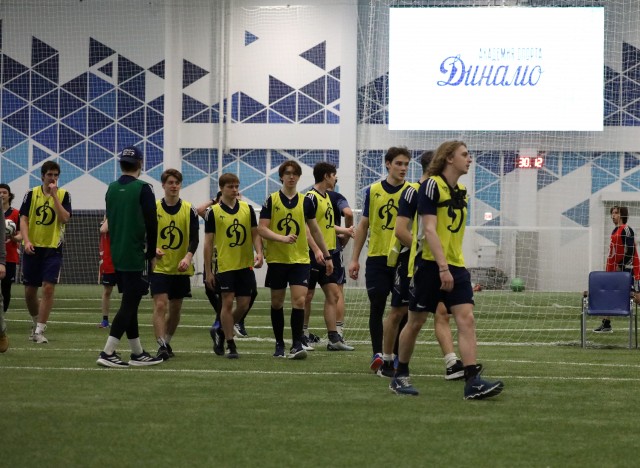 Футбольные традиции «Динамо». Уходящий год проводили игрой в футбол