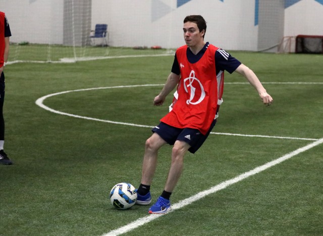 Футбольные традиции «Динамо». Уходящий год проводили игрой в футбол