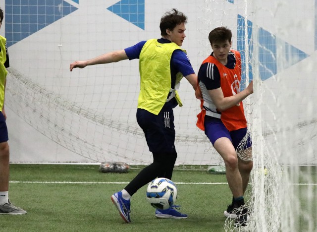 Футбольные традиции «Динамо». Уходящий год проводили игрой в футбол