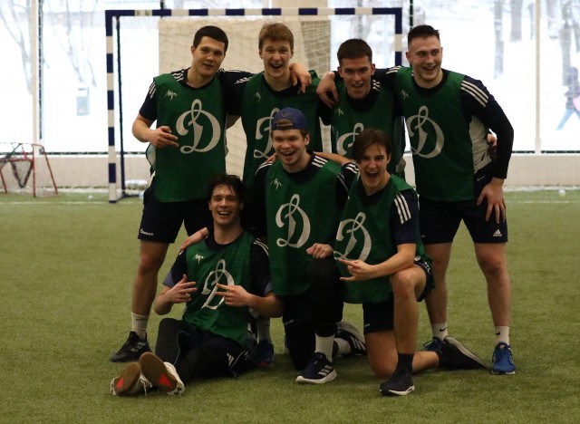 Футбольные традиции «Динамо». Уходящий год проводили игрой в футбол