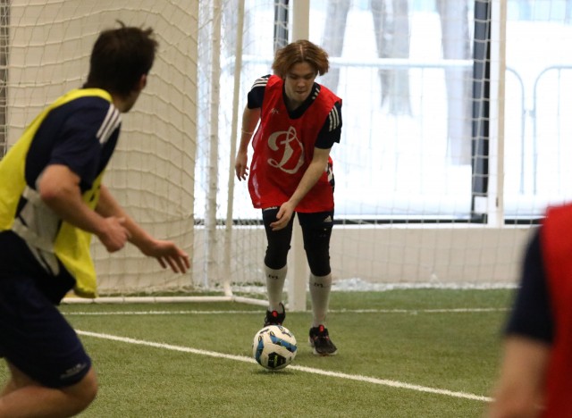 Футбольные традиции «Динамо». Уходящий год проводили игрой в футбол