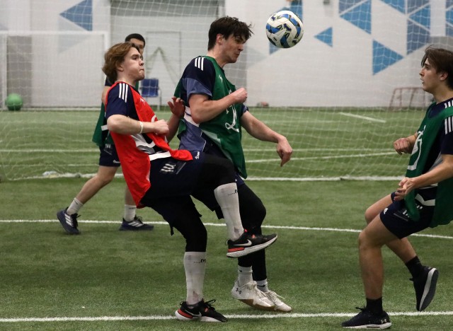 Футбольные традиции «Динамо». Уходящий год проводили игрой в футбол