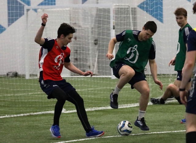 Футбольные традиции «Динамо». Уходящий год проводили игрой в футбол